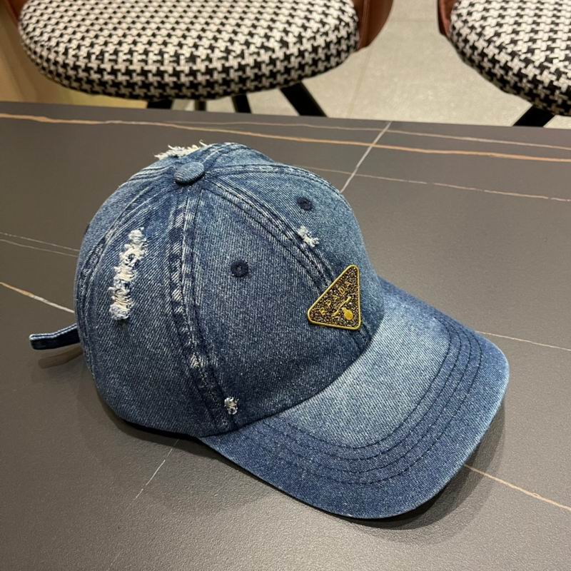 Prada cap (70)